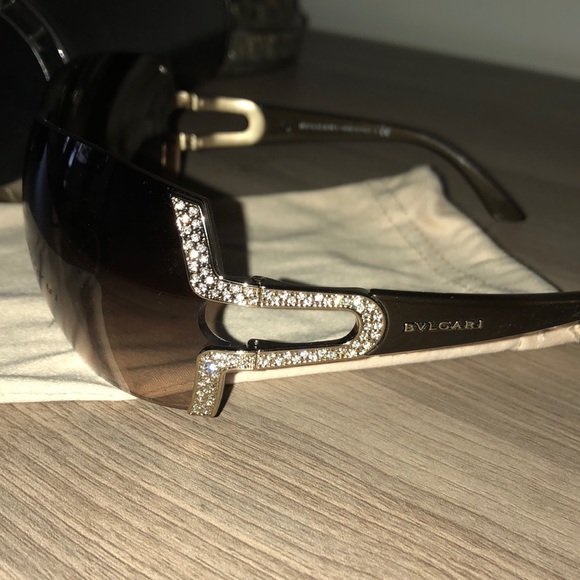❗️❗️SOLD Authentic bulgari glasses, like new - Picture 3 of 5